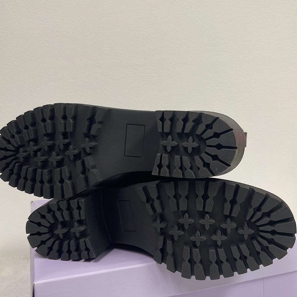 Brand new with box Women’s Madden Girl Black Harlow Combat Boots. Size is 9.5. - Picture 16 of 16